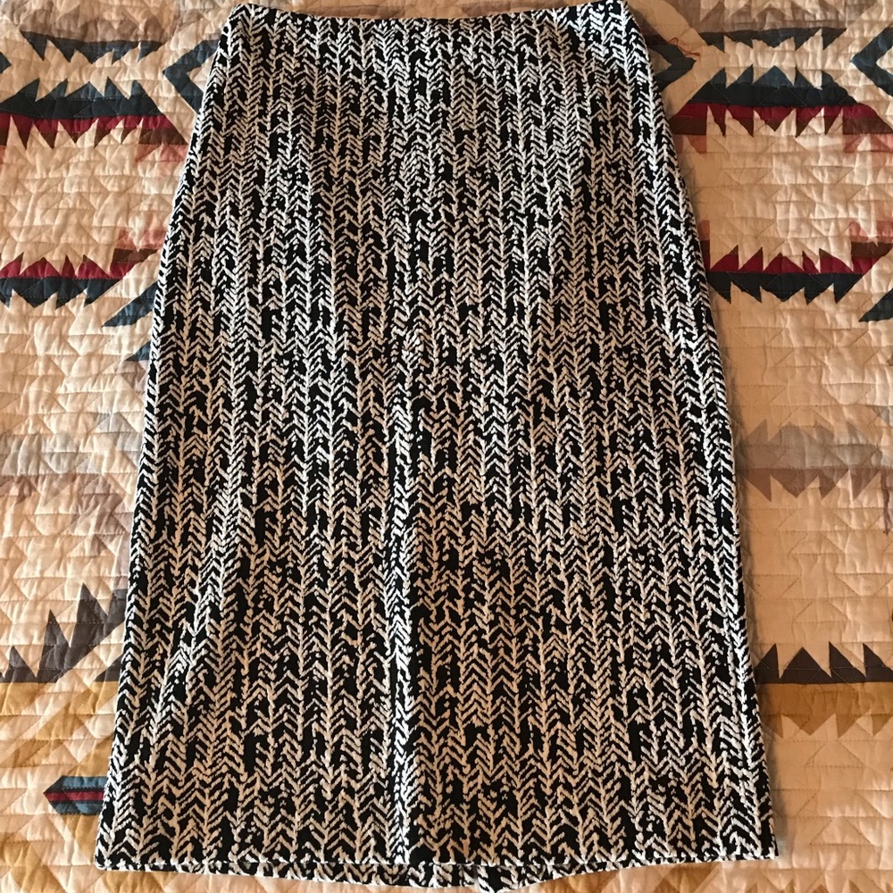 Black and White Pencil Skirt